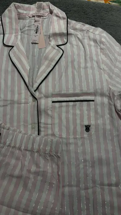 Pijama rayado Victoria's Secret - miniatura 2