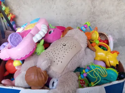 Caballo balancín infantil rosado - miniatura 5