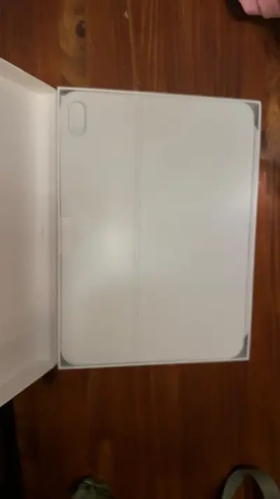 Funda teclado para tablet nueva Apple Original - miniatura 1