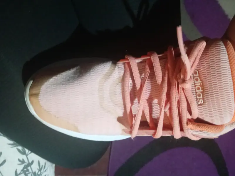 Zapatillas rosadas deportivas - 2