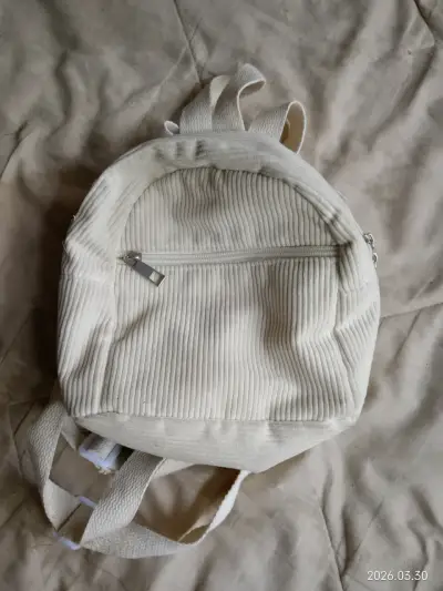 Mochila blanca de tela acanalada - miniatura 1