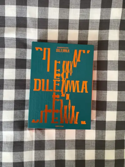 Álbum de Enhypen “Dilemma” - miniatura 1