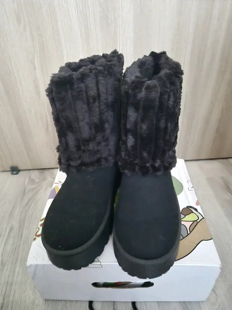 Botas peludas negras de invierno - 3