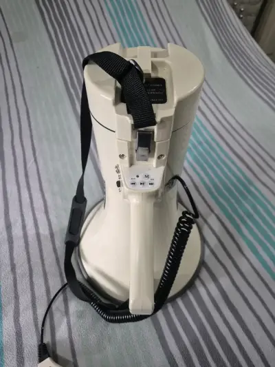 Megáfono Sognotech con micrófono - miniatura 2