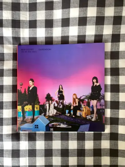 Álbum Red Velvet Queendom - miniatura 1