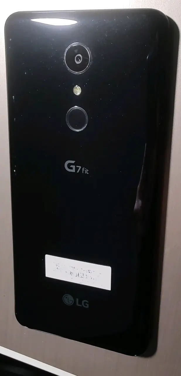 Smartphone LG G7 Fit Aurora black (usado)