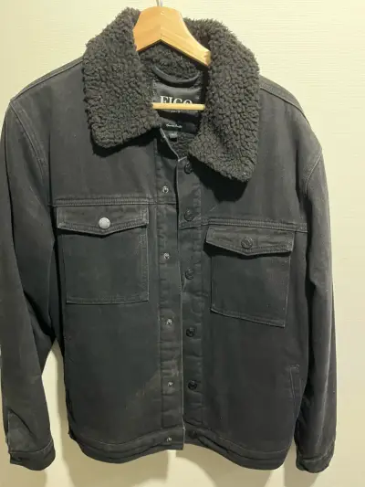 Chaqueta negra L con cuello de lana - miniatura 1