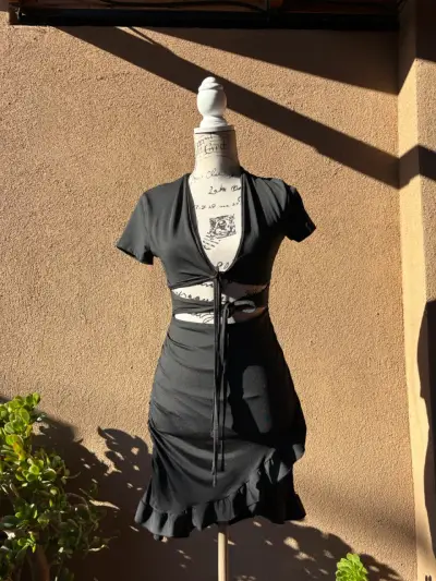 Vestido negro SHEIN - miniatura 1