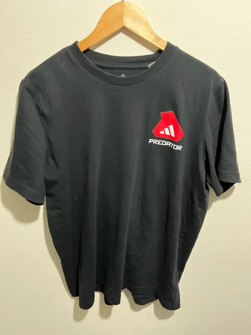 Polera negra L adidas predator