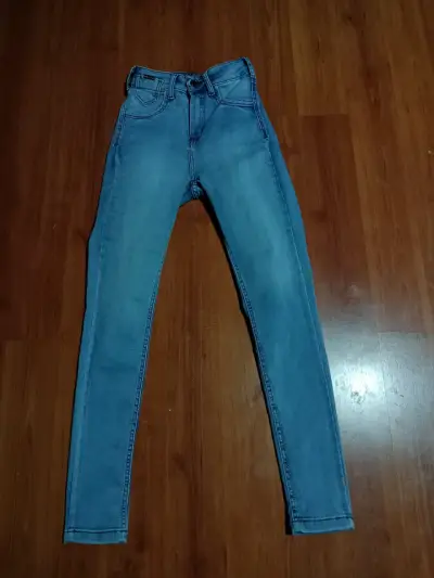 Jeans de marca - miniatura 1