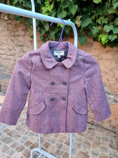 Abrigo niña marca Oshkosh talla 4 - miniatura 1