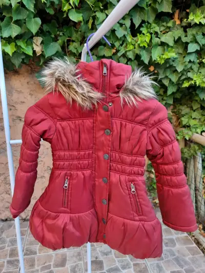 Parka infantil burdeo con capucha talla 4 - miniatura 1