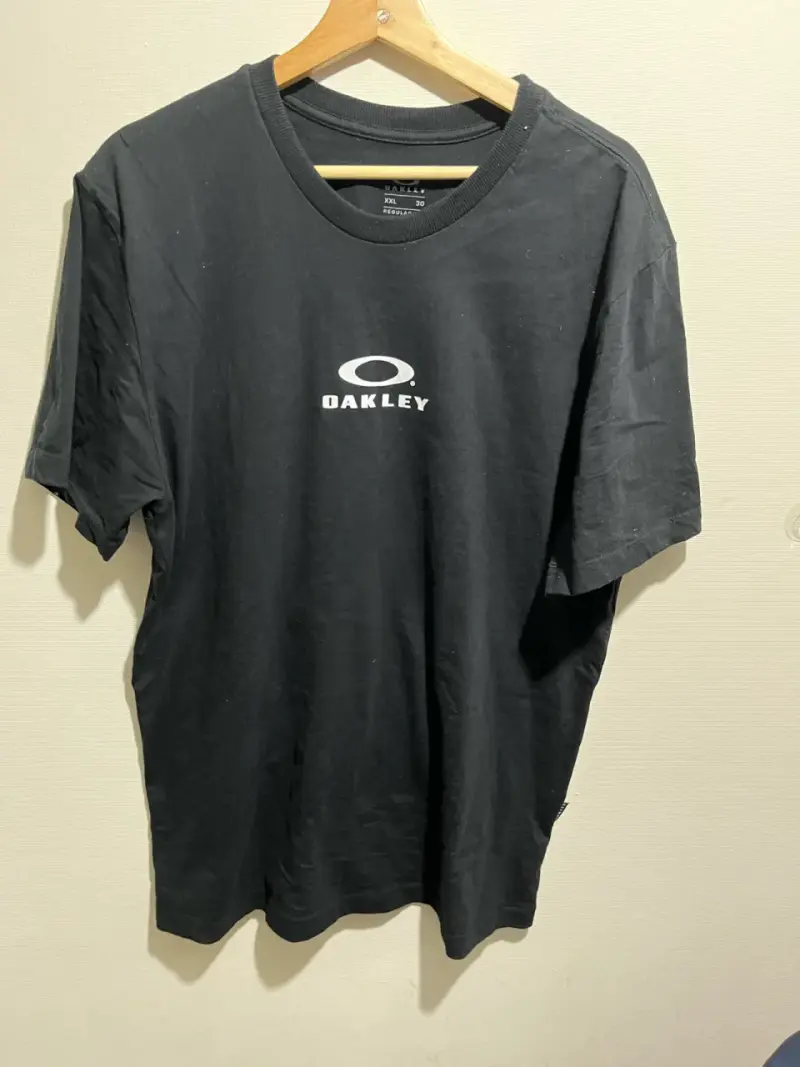 Polera Oakley XXL