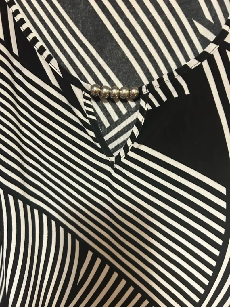 Vestido de rayas blanco y negro - 2