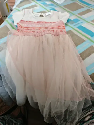 Lote de vestidos de niña talla 3. - miniatura 1