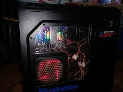 PC de escritorio gamer - miniatura 1