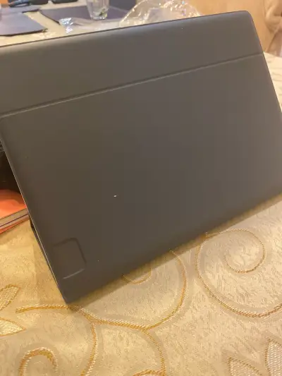 Tablet Samsung con teclado - miniatura 2