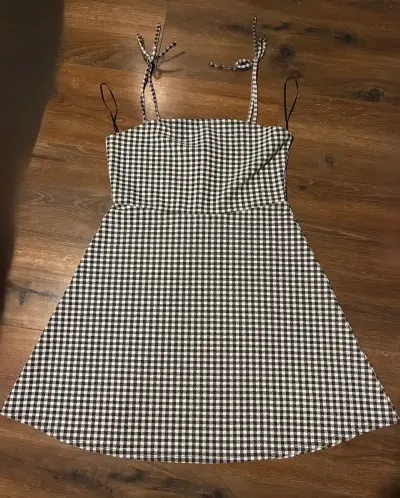 2 Vestidos de cuadros blanco y negro 1 calza - miniatura 1