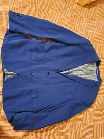 Traje azul con pantalón - miniatura 2