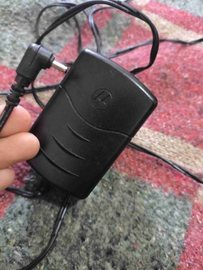 Cargador Motorola negro - miniatura 1