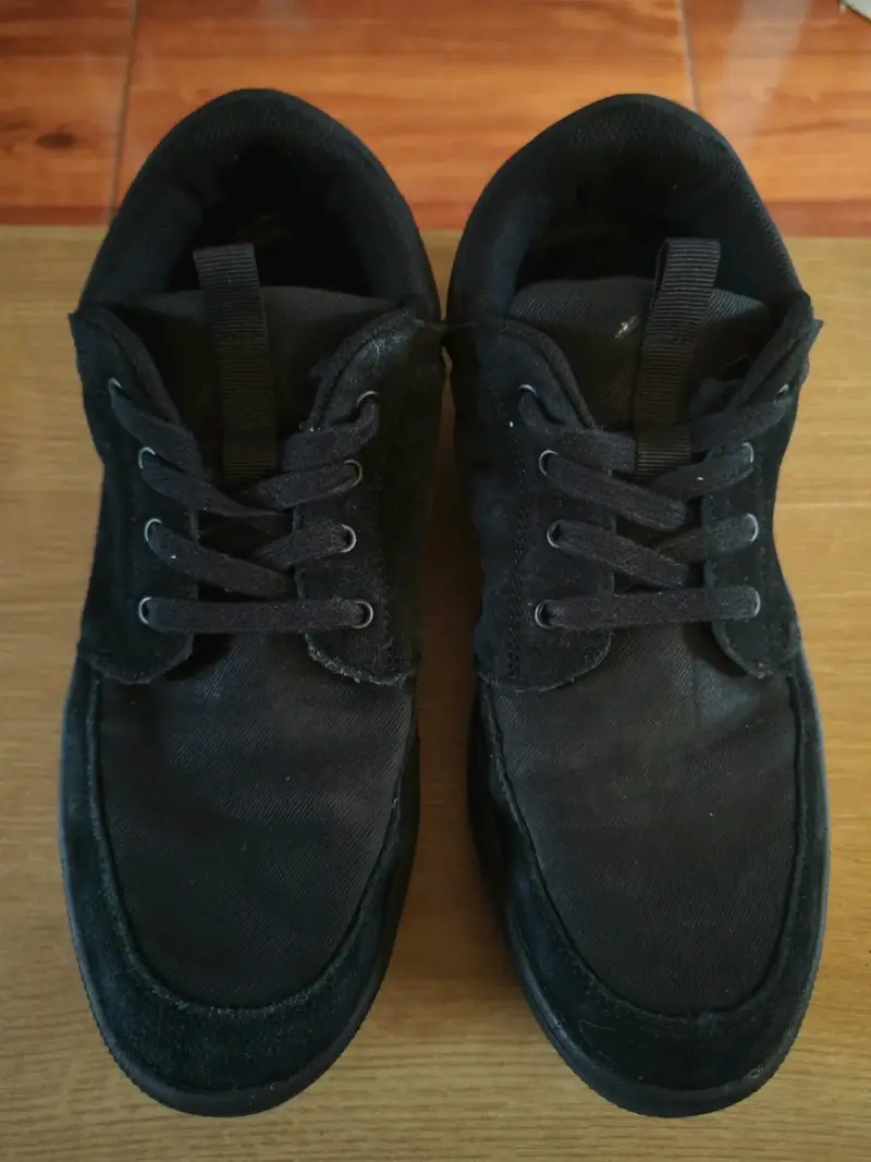 Zapatillas negras talla 44 16 H - 6