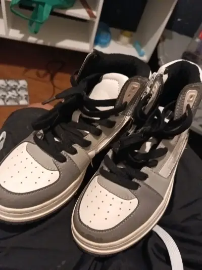 Zapatillas altas gris y blanco Zara talla 35de niñ - miniatura 1