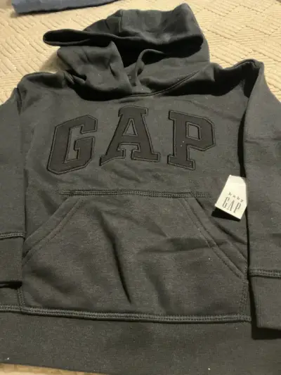 Polerón GAP negro para bebé - miniatura 1