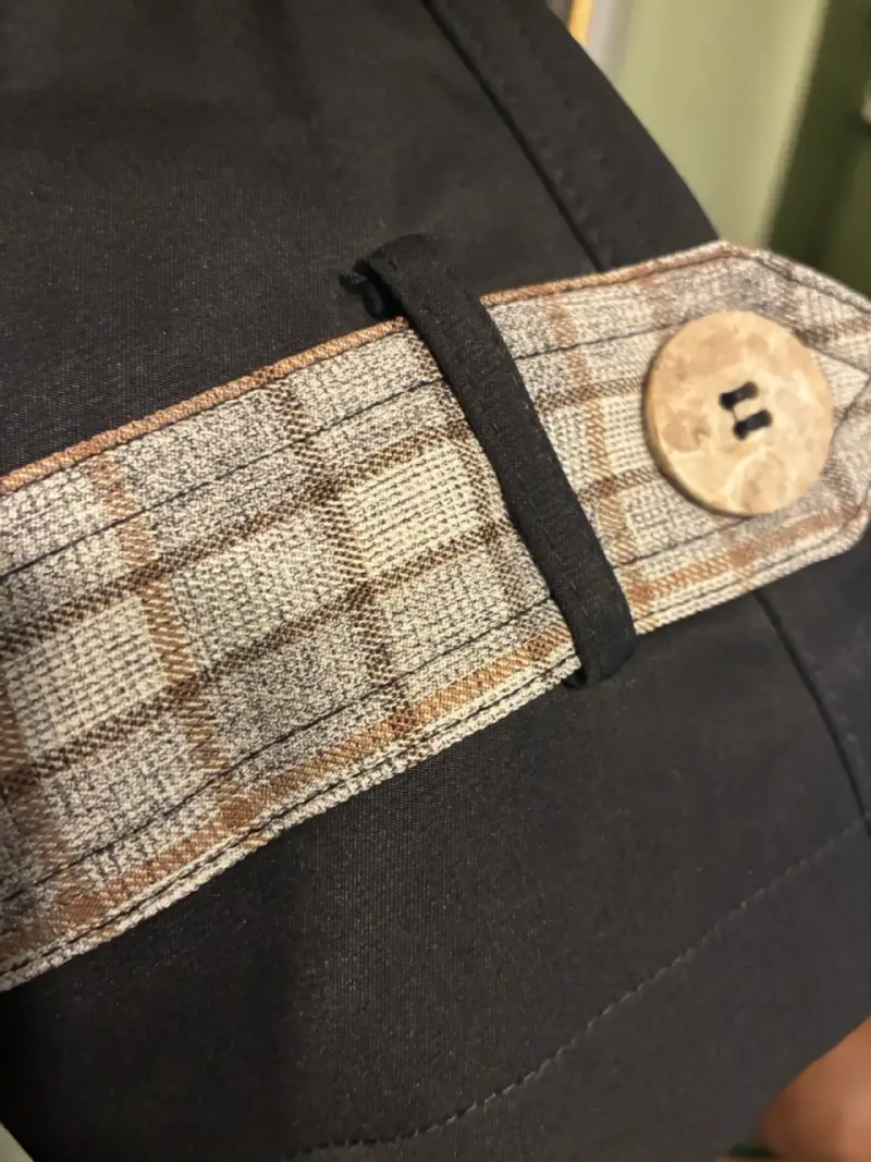 Trench negro elegante - 2