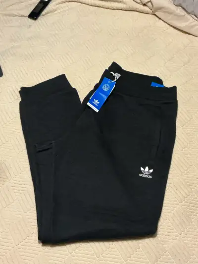 Pantalones deportivos negros Adidas - miniatura 1