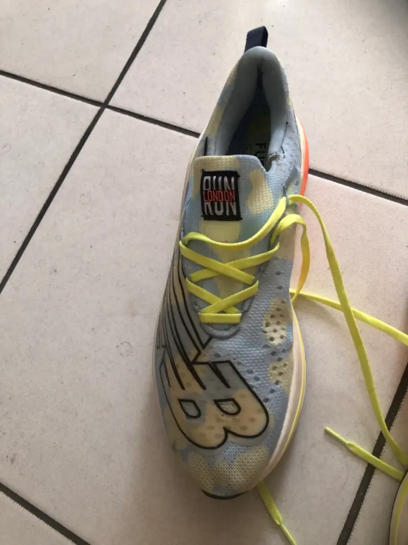 Zapatillas de Running  New Balance Celestes - 5