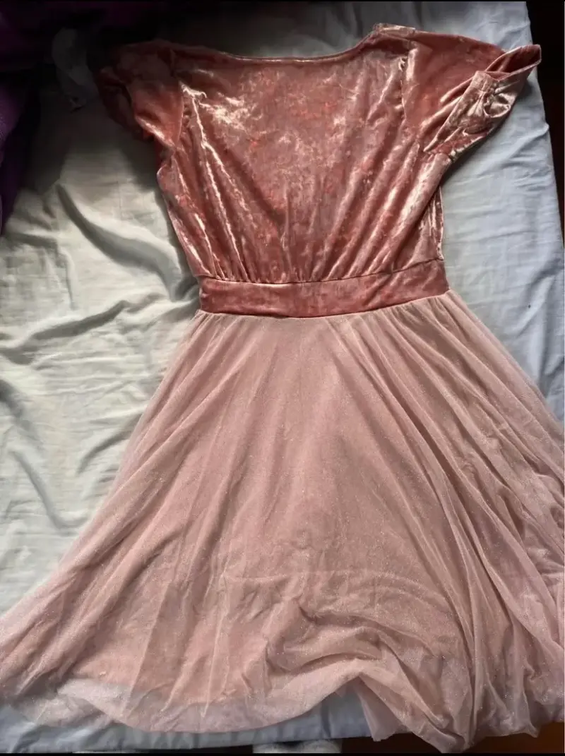 Vestido de terciopelo rosa - 2