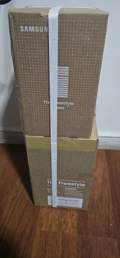 Proyector portátil Samsung compacto blanco - miniatura 4