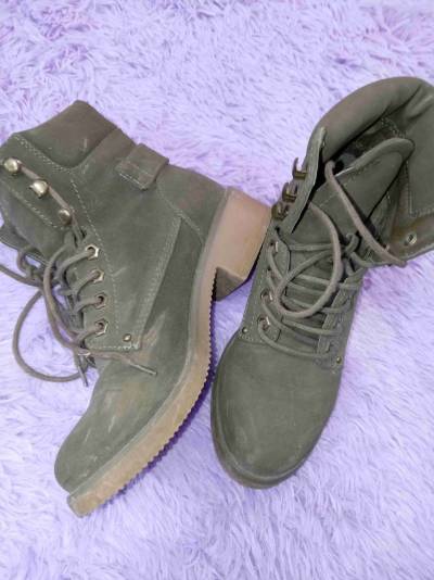 Botines verdes estilo militar - miniatura 1