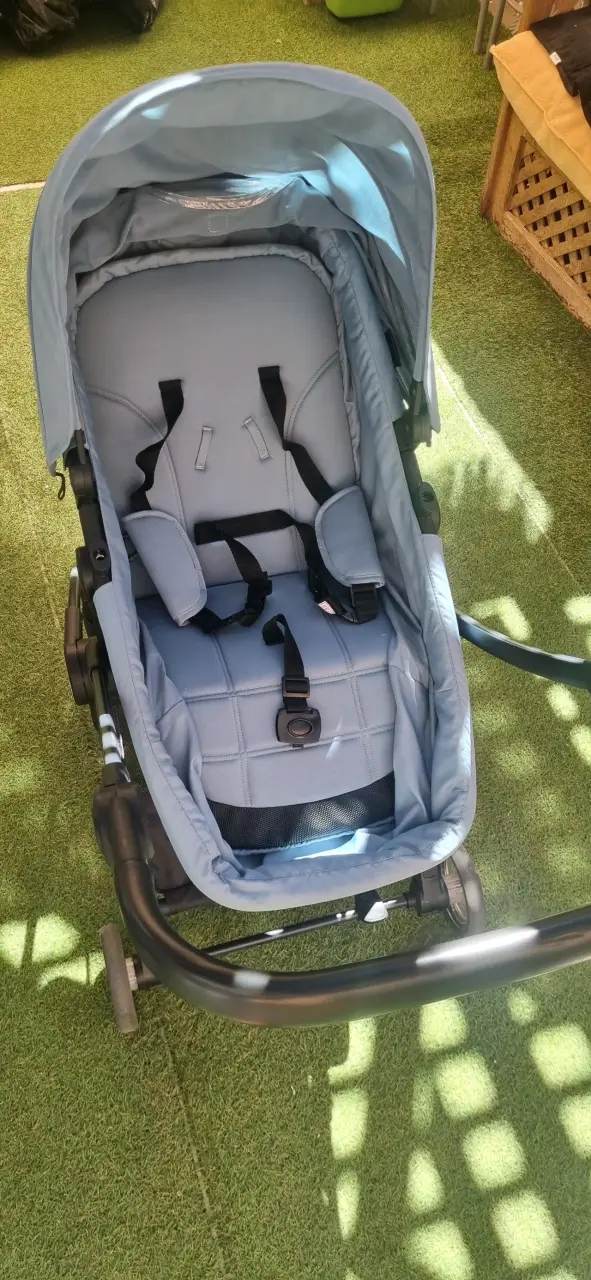 Coche de bebé con silla azul - 2