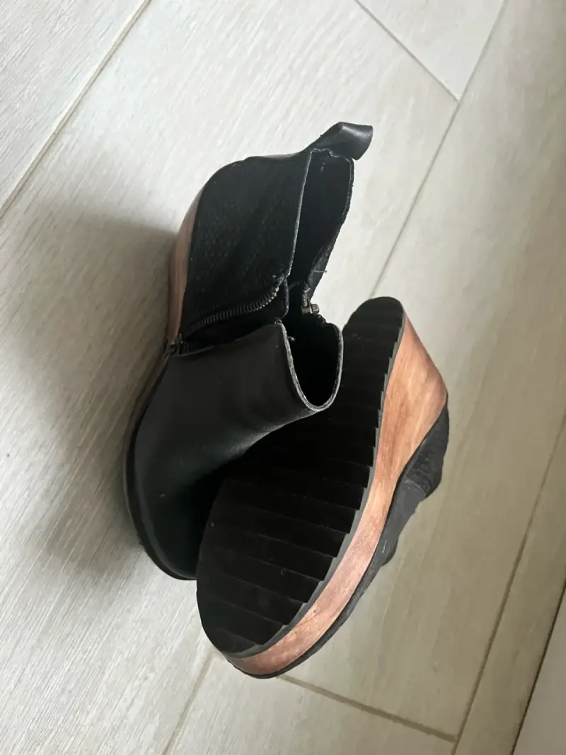 Botines negros con plataforma - 4