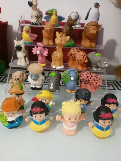 Little people  figuras de animales y persona - miniatura 3