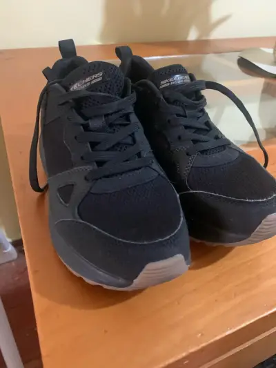 Zapatillas Skechers negras - miniatura 1