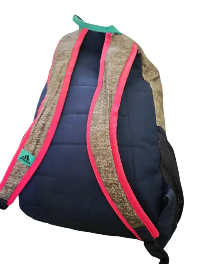 Mochila de marcas - miniatura 2