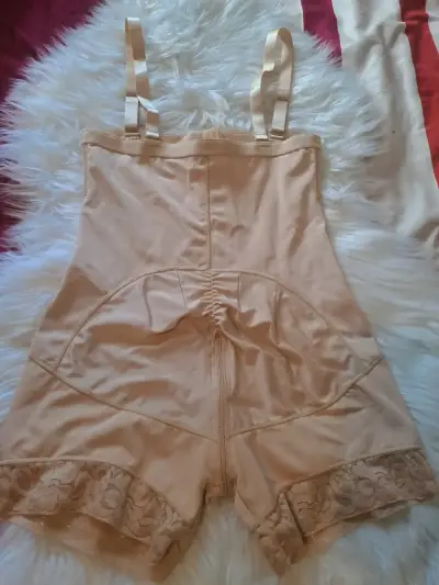 Faja moldeadora beige talla XL - miniatura 2