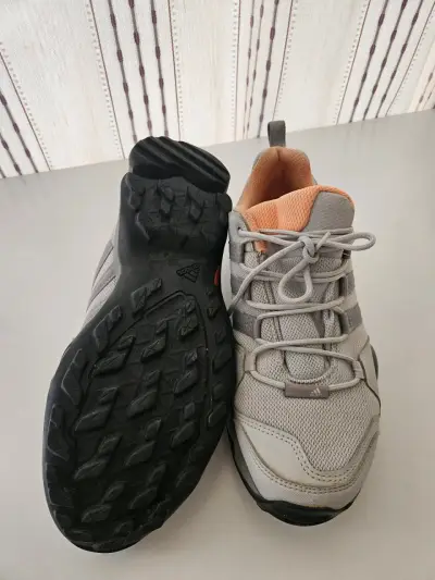 Zapatillas deportivas grises - miniatura 1