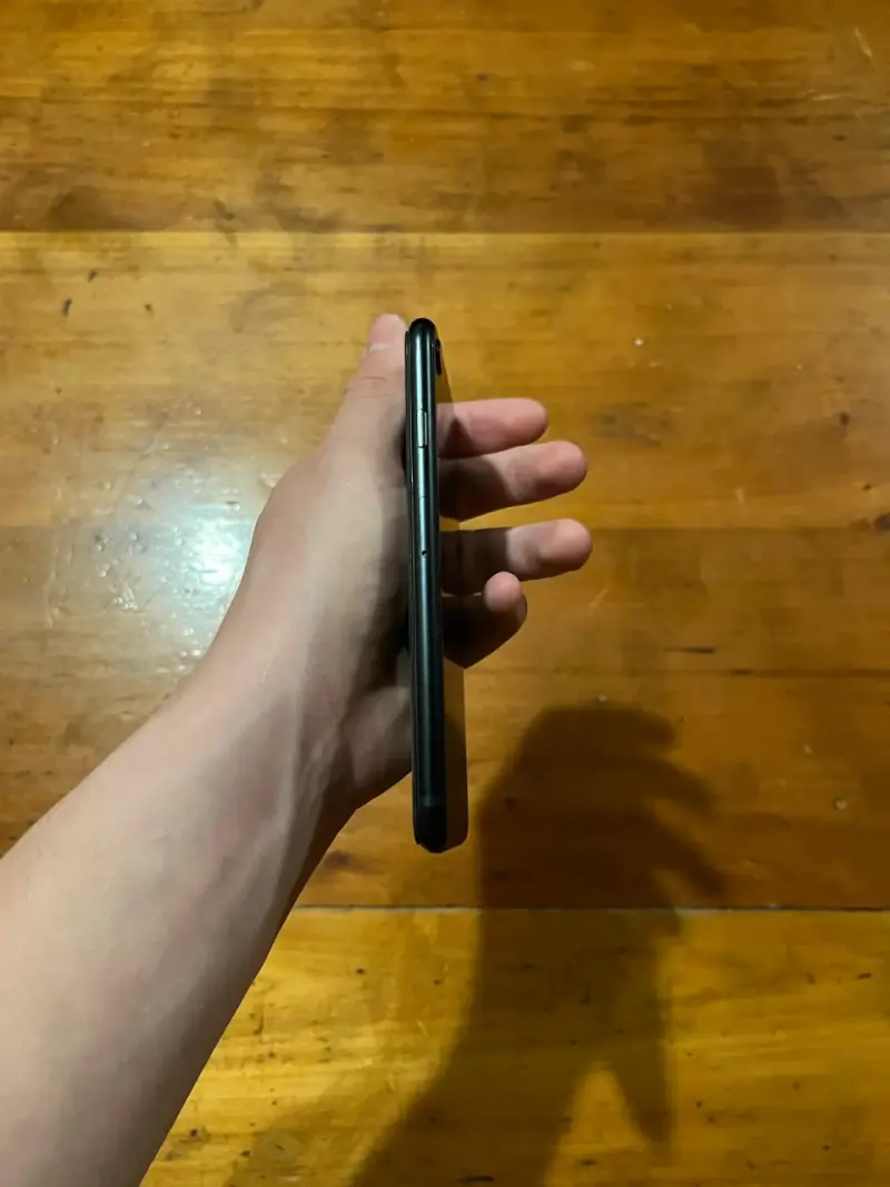 iPhone SE3 2022 - 4