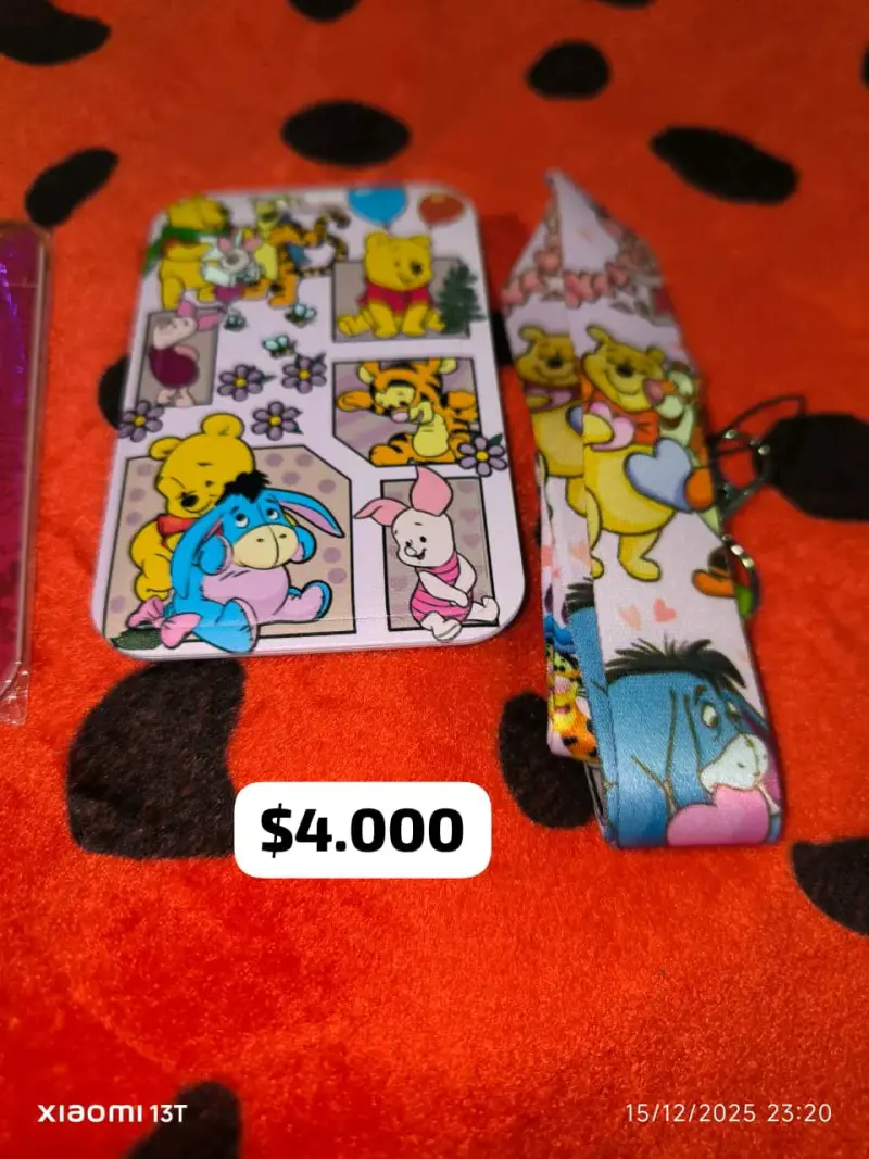 Lanyards y porta credenciales Disney - 3