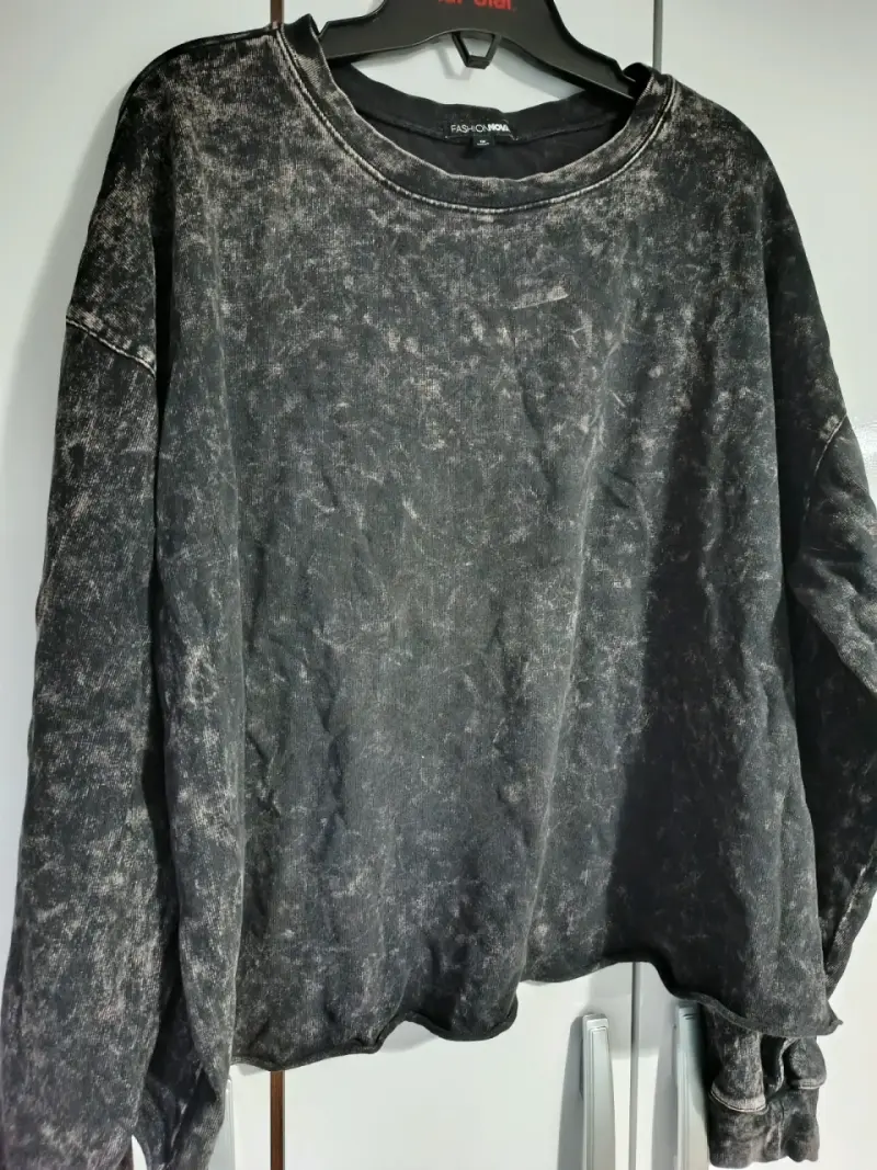 Poleron negro  Fashion Nova - 2