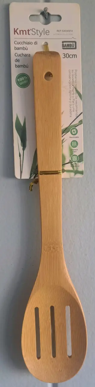 Tabla de cortar de madera y cuchara - 2