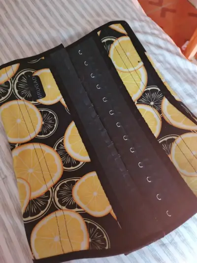 Cinturilla reductora con estampado de limones - miniatura 3