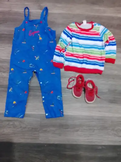 Conjunto infantil con jardineras traje de chuky - miniatura 1