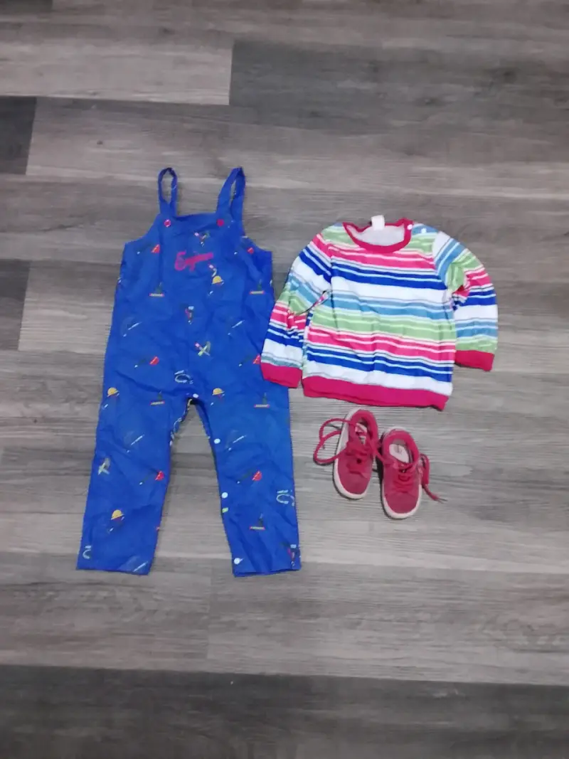 Conjunto infantil con jardineras traje de chuky - 5