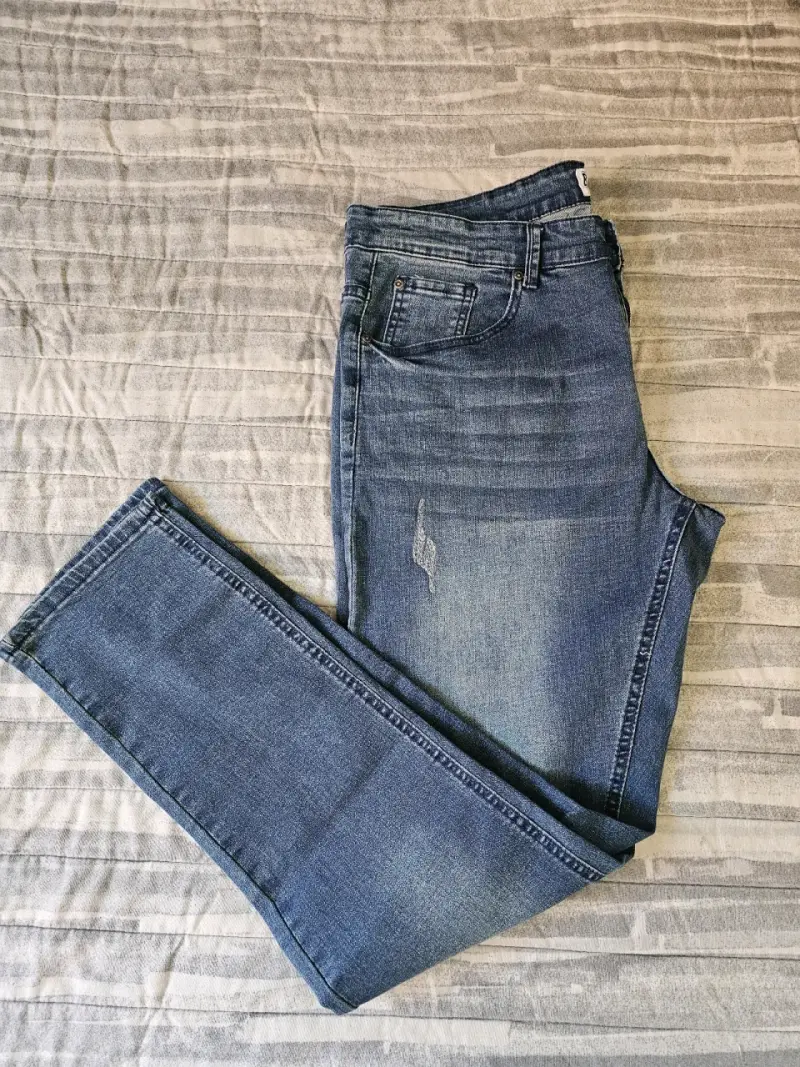 Jeans rectos desgastados azules - 2