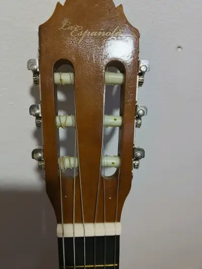 Guitarra clásica acústica marrón - miniatura 3