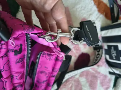 Bolso rosa Peanuts x Marc Jacobs - miniatura 2